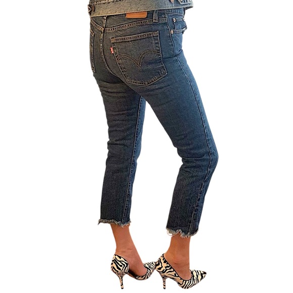 Levi's Denim - Levi’s * Wedgie Straight * Leg Medium Wash Ankle Crop Denim Jeans Sz 26